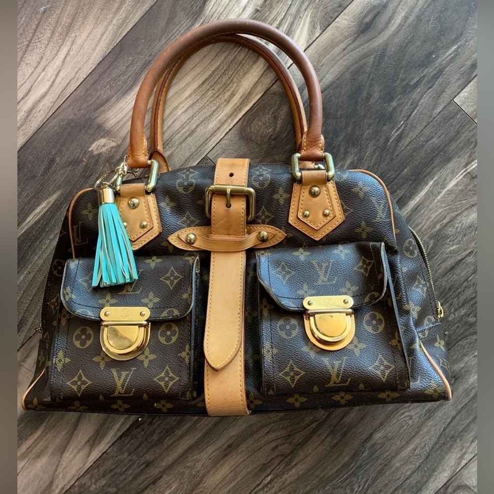 Authentic Louis Vuitton Monogram Manhattan GM